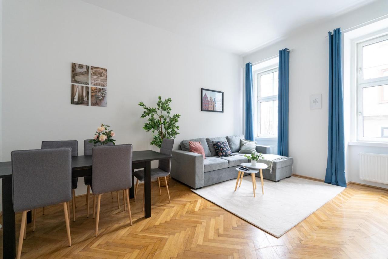 Central Two Bedroom Apartment Відень Екстер'єр фото