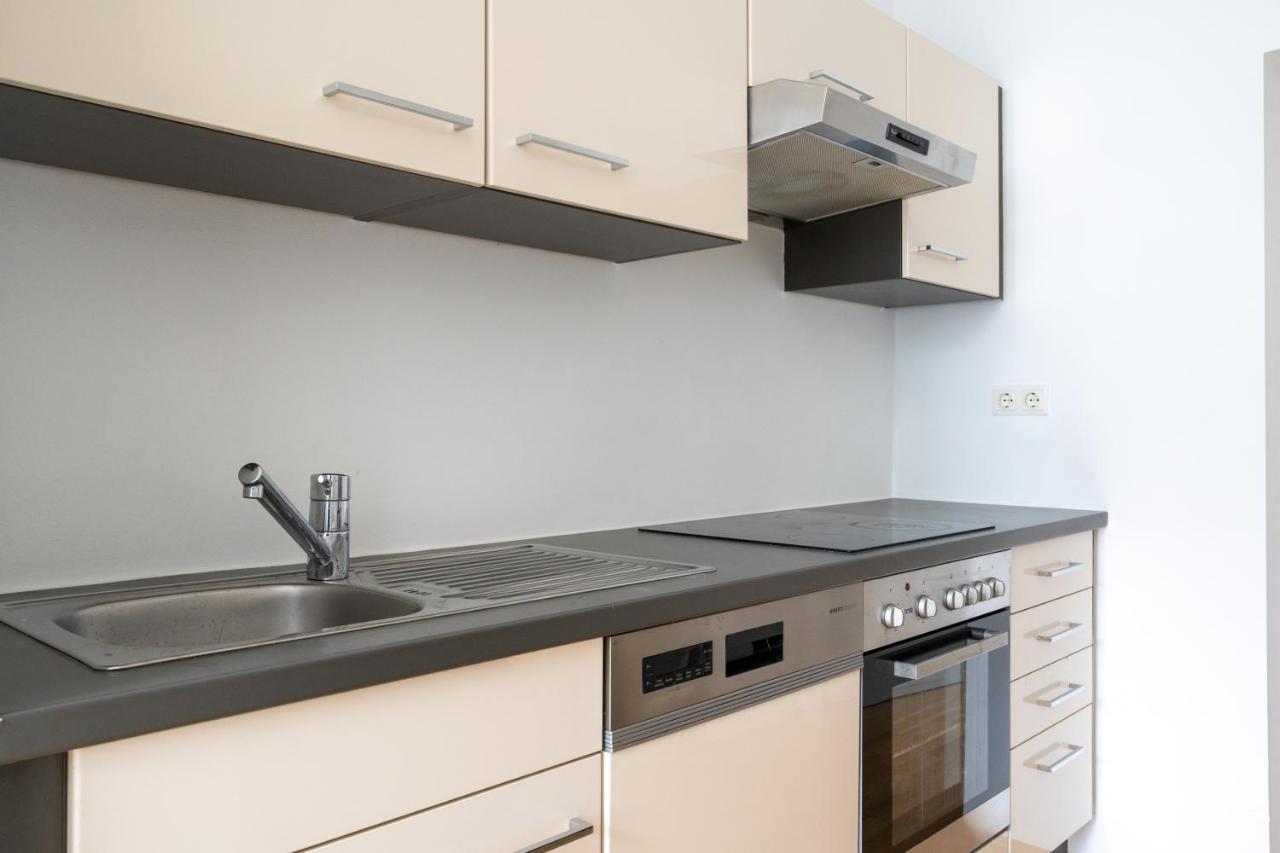 Central Two Bedroom Apartment Відень Екстер'єр фото