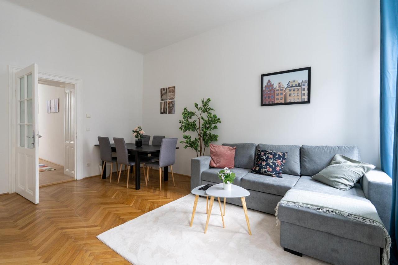 Central Two Bedroom Apartment Відень Екстер'єр фото