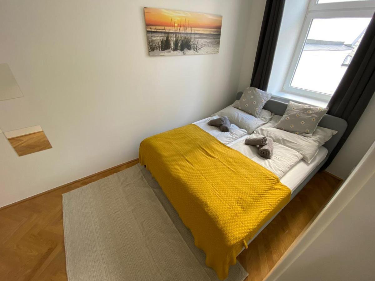 Central Two Bedroom Apartment Відень Екстер'єр фото